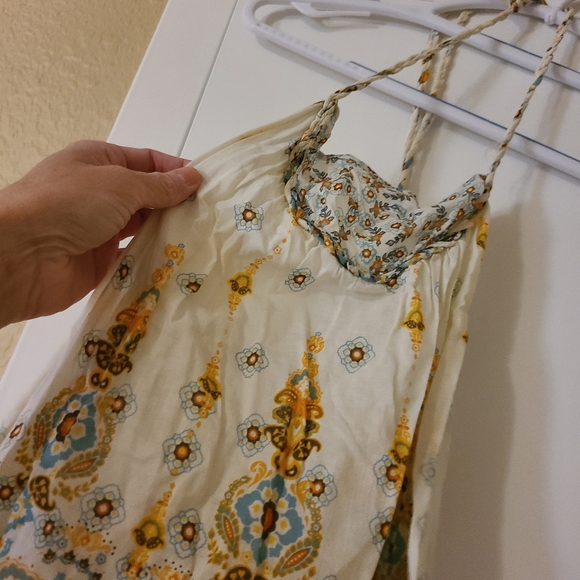 Halter top. Can color with blue and orange pattern. - Picture 3 of 3